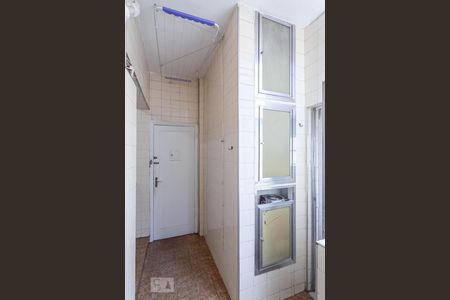 Apartamento à venda com 110m², 3 quartos e 1 vagaÁrea de serviço 