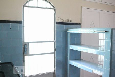 Casa à venda com 260m², 3 quartos e 2 vagasCozinha