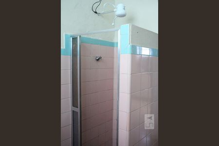 Casa à venda com 260m², 3 quartos e 2 vagasBanheiro principal