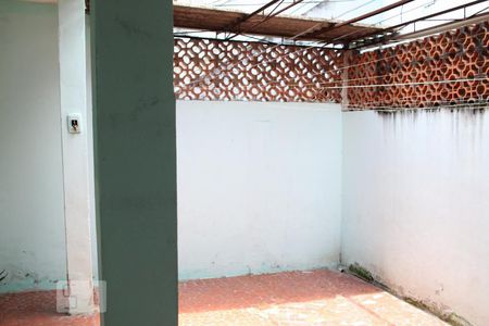 Casa à venda com 260m², 3 quartos e 2 vagasArea de serviço