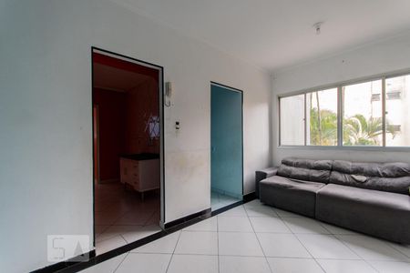 Sala de Apartamento com 2 quartos, 73m² Vila Tibirica