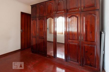 Quarto 1 de casa à venda com 3 quartos, 210m² em Vila Universitária, São Paulo
