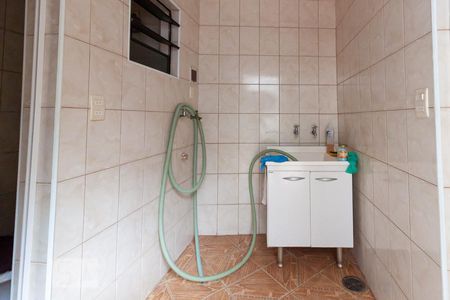 Casa à venda com 210m², 3 quartos e 2 vagasÁrea de serviço