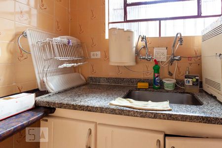 Casa à venda com 210m², 3 quartos e 2 vagasCozinha