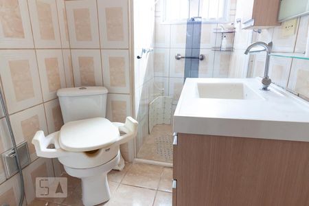 Casa à venda com 210m², 3 quartos e 2 vagasBanheiro