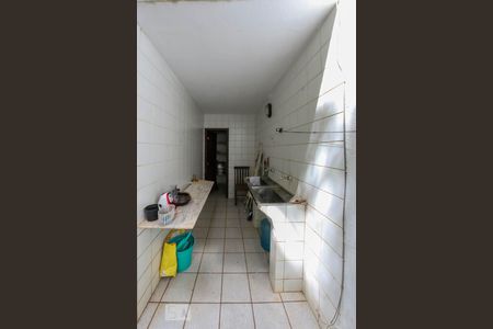 Casa de condomínio à venda com 520m², 4 quartos e 4 vagas Casa de condomínio à venda com 520m², 4 quartos e 4 vagasÁrea de Serviço