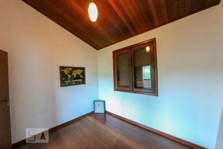 Casa de condomínio à venda com 520m², 4 quartos e 4 vagas Casa de condomínio à venda com 520m², 4 quartos e 4 vagasQuarto 1