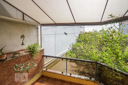 Casa à venda com 310m², 4 quartos e 10 vagasVaranda