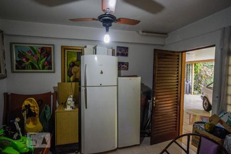 Casa à venda com 310m², 4 quartos e 10 vagasEdícula