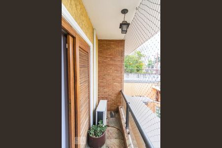 Casa à venda com 310m², 4 quartos e 10 vagasSuíte