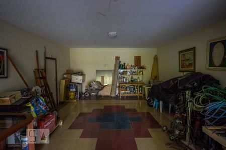 Casa à venda com 310m², 4 quartos e 10 vagasSalão