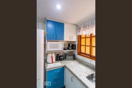 Casa à venda com 310m², 4 quartos e 10 vagasCozinha