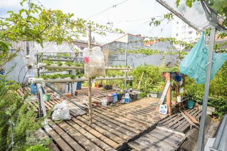 Casa à venda com 310m², 4 quartos e 10 vagasHorta