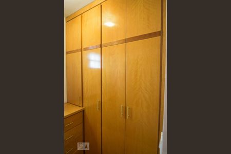 Casa à venda com 310m², 4 quartos e 10 vagasQuarto 3