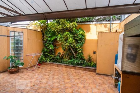 Casa à venda com 310m², 4 quartos e 10 vagasQuintal