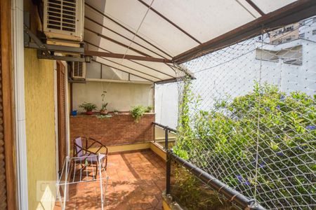 Casa à venda com 310m², 4 quartos e 10 vagasVaranda