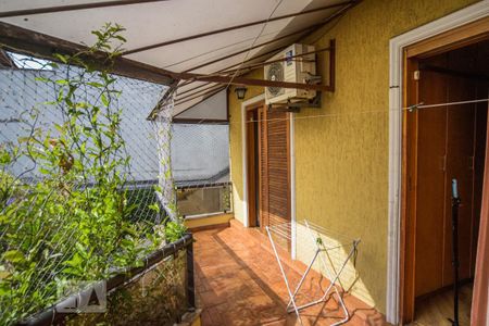 Casa à venda com 310m², 4 quartos e 10 vagasVaranda