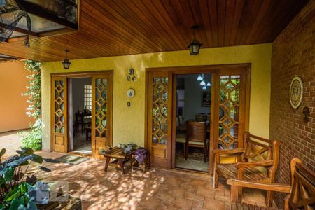 Casa à venda com 310m², 4 quartos e 10 vagasQuintal