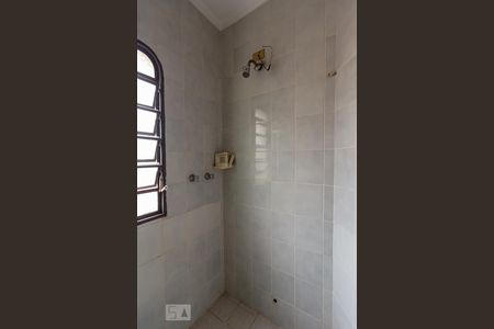 Casa à venda com 250m², 4 quartos e 3 vagasDetalhe Chuveiro