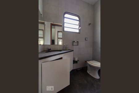 Lavabo de casa à venda com 4 quartos, 250m² em Vila Antônio, São Paulo