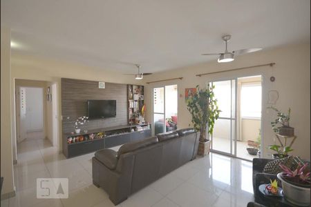 Sala de apartamento à venda com 2 quartos, 90m² em Vila Firmiano Pinto, São Paulo