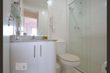 Apartamento à venda com 90m², 2 quartos e 2 vagasBanheiro Social