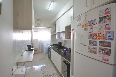 Apartamento à venda com 90m², 2 quartos e 2 vagasCozinha