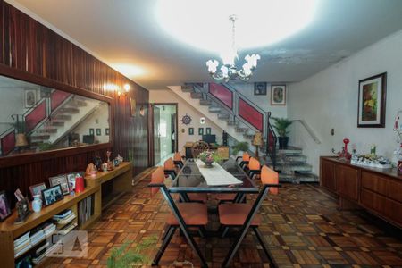 Sala  de casa à venda com 3 quartos, 300m² em Vila Regente Feijó, São Paulo