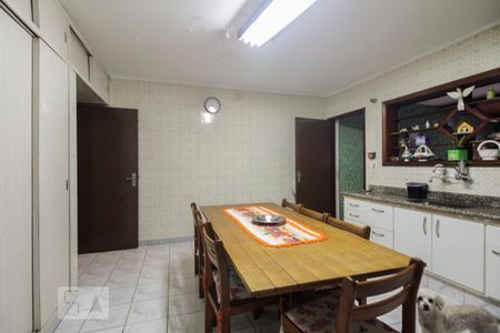 Casa à venda com 300m², 3 quartos e 4 vagasCozinha 