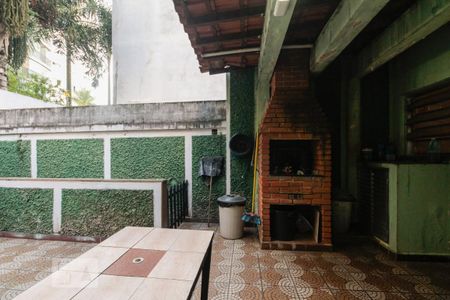 Casa à venda com 300m², 3 quartos e 4 vagasQuintal e Churrasqueira 