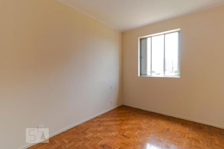 Apartamento para alugar com 92m², 3 quartos e 1 vagaQuarto 02