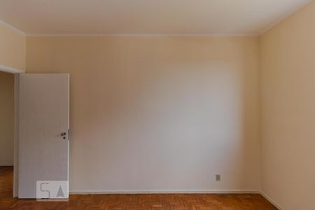 Apartamento para alugar com 92m², 3 quartos e 1 vagaQuarto 01