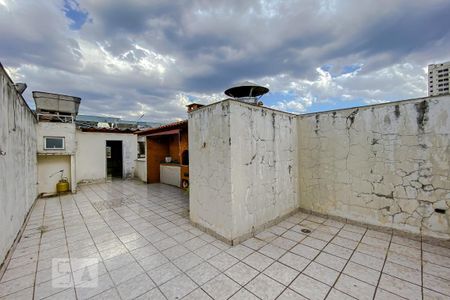 Casa para alugar com 300m², 3 quartos e 6 vagasÁrea comum - Churrasqueira