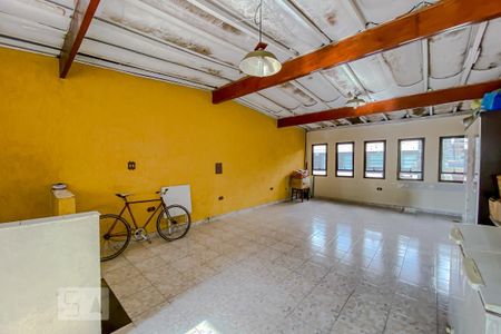 Casa para alugar com 300m², 3 quartos e 6 vagasSalao de festa