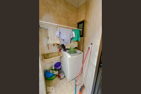 Casa para alugar com 300m², 3 quartos e 6 vagasLavanderia