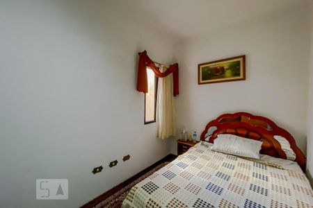 Casa para alugar com 300m², 3 quartos e 6 vagasQuarto