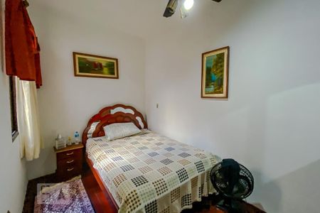 Casa para alugar com 300m², 3 quartos e 6 vagasQuarto