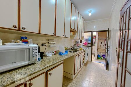 Casa para alugar com 300m², 3 quartos e 6 vagasCozinha