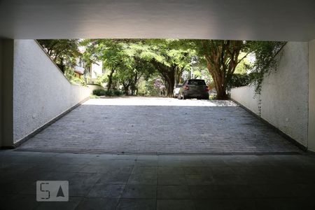 Casa de condomínio à venda com 670m², 4 quartos e 4 vagasGaragem