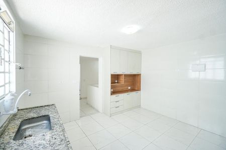 Casa para alugar com 100m², 3 quartos e 3 vagasCozinha