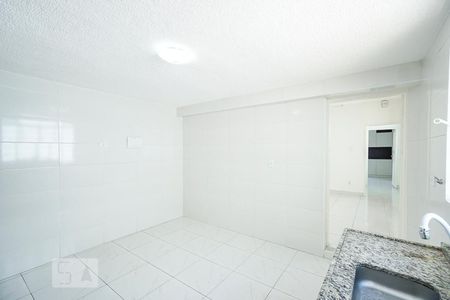 Casa para alugar com 100m², 3 quartos e 3 vagasCozinha