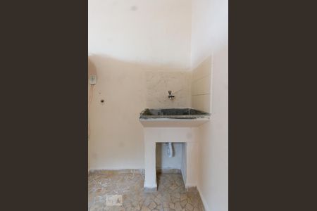 Casa de condomínio para alugar com 60m², 2 quartos e sem vaga Casa de condomínio para alugar com 60m², 2 quartos e sem vagaÁrea de Serviço