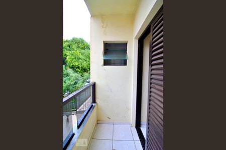 Apartamento à venda com 82m², 3 quartos e 2 vagasVaranda