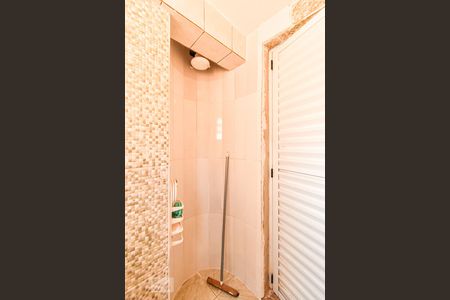 Banheiro de apartamento para alugar com 1 quarto, 28m² em Bela Vista, São Paulo