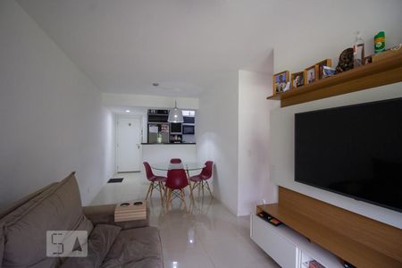 Sala de apartamento para alugar com 3 quartos, 78m² em Recreio dos Bandeirantes, Rio de Janeiro