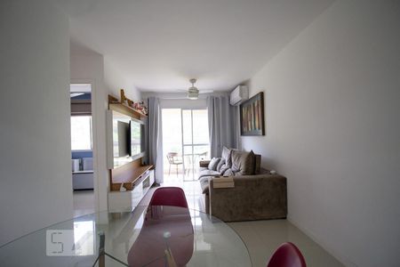 Sala de apartamento para alugar com 3 quartos, 78m² em Recreio dos Bandeirantes, Rio de Janeiro