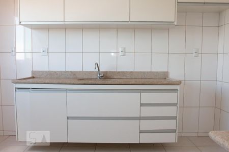 Apartamento para alugar com 58m², 2 quartos e 2 vagas Apartamento para alugar com 58m², 2 quartos e 2 vagasCozinha