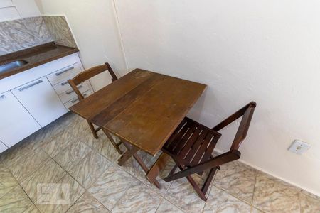 Kitnet - Mesa e cadeiras de kitnet/studio para alugar com 1 quarto, 30m² em Chácara Santa Margarida, Campinas