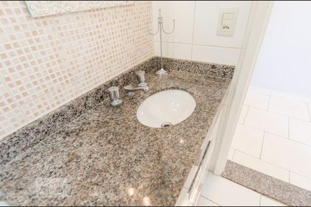 Apartamento à venda com 116m², 3 quartos e 3 vagasBanheiro da suíte 1