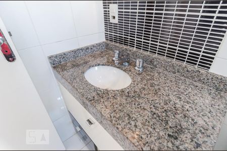 Apartamento à venda com 116m², 3 quartos e 3 vagasBanheiro da suíte 3